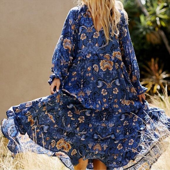 Spell Wild Blossom Blue Floral Maxi Dress XS Boho Cottagecore - Picture 2 of 9